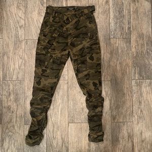 Camo High waisted Cargo Pants